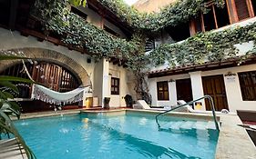 Casa Bugó Centro Histórico Hotel Boutique con Desayuno